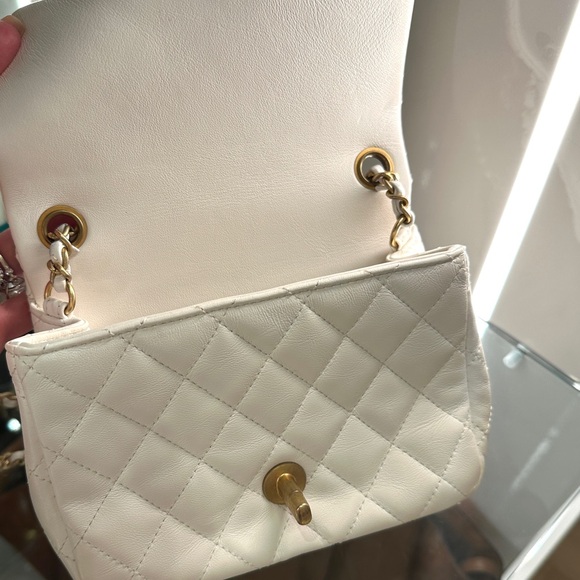 Chanel Romance Square Flap Bag - Picture 4 of 12